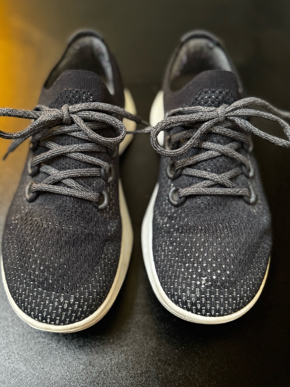 Women’s Grey Allbirds Tree Runner size 9.5 - Picture 2 of 9